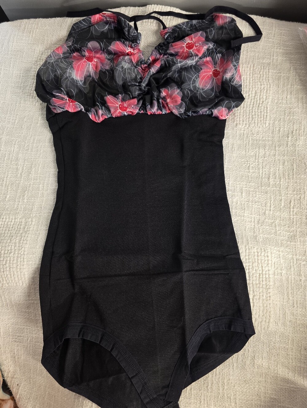 CoCoon Tamara Body Reductor Shapewear Camisole - Halter Floral Bust Black M